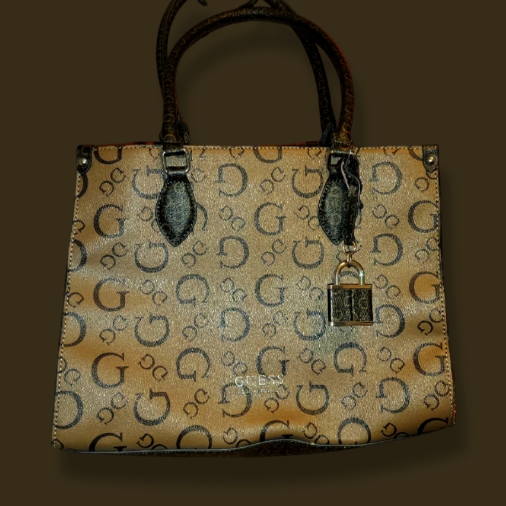 Guess purse